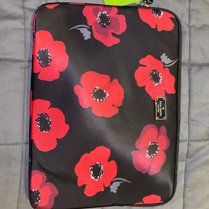 Kate Spade Wilson Road Poppy Laptop Sleeve